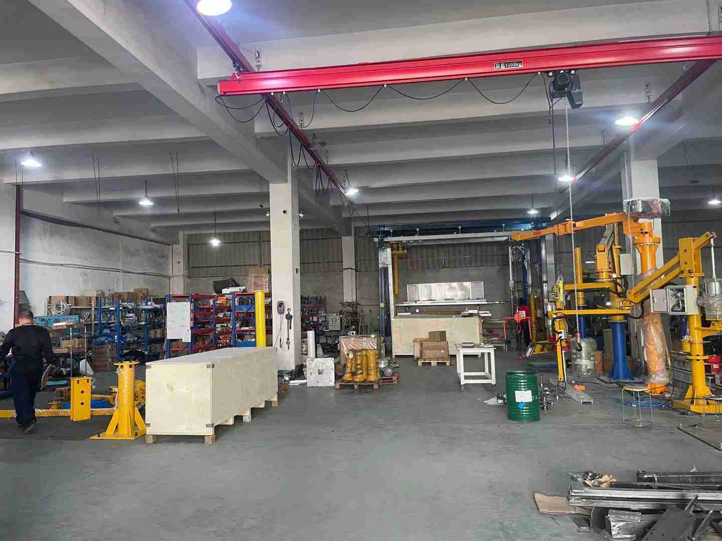 Skilled technicians assembling industrial Glass Manipulators